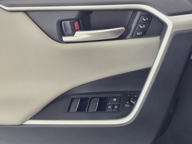 used 2021 Toyota RAV4 car, priced at $30,558