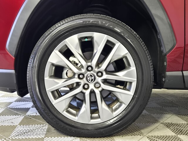 used 2021 Toyota RAV4 car, priced at $30,558