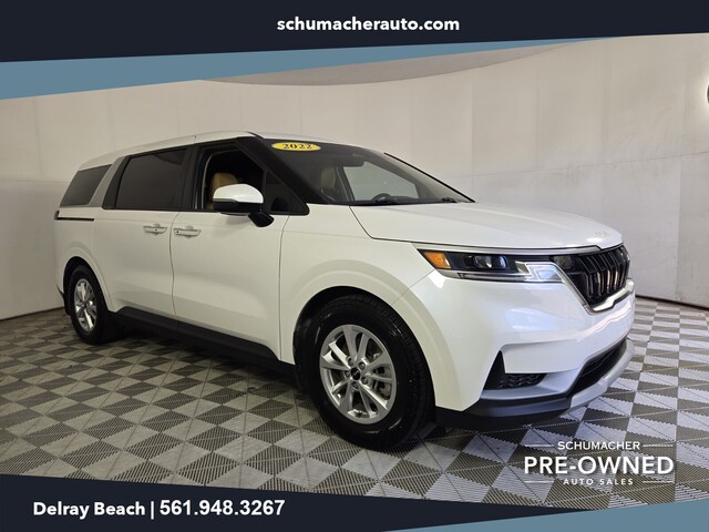 used 2022 Kia CARNIVAL car, priced at $22,588