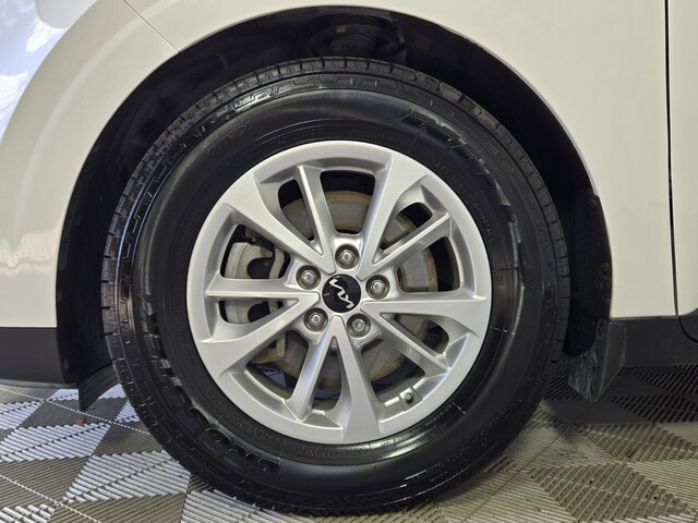 used 2022 Kia CARNIVAL car, priced at $22,588