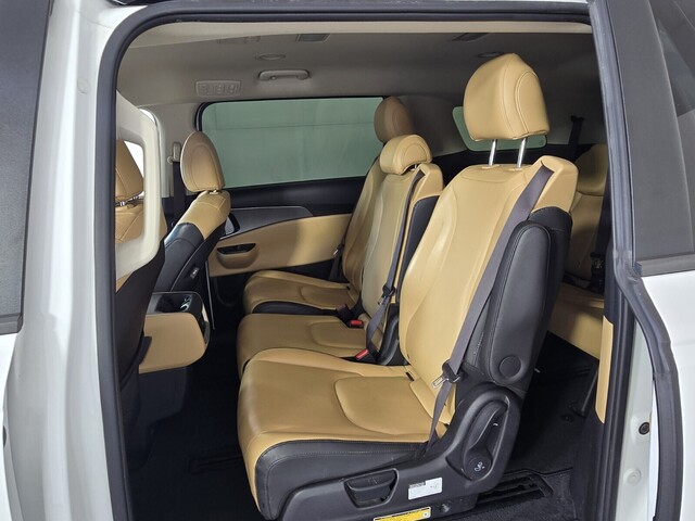 used 2022 Kia CARNIVAL car, priced at $22,588