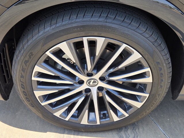 new 2025 Lexus RX car, priced at $61,100