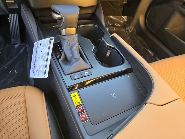 new 2025 Lexus ES car, priced at $50,024