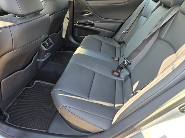 new 2025 Lexus ES car, priced at $50,614