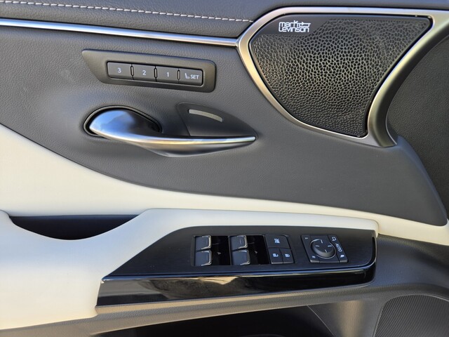 new 2025 Lexus ES car, priced at $56,454