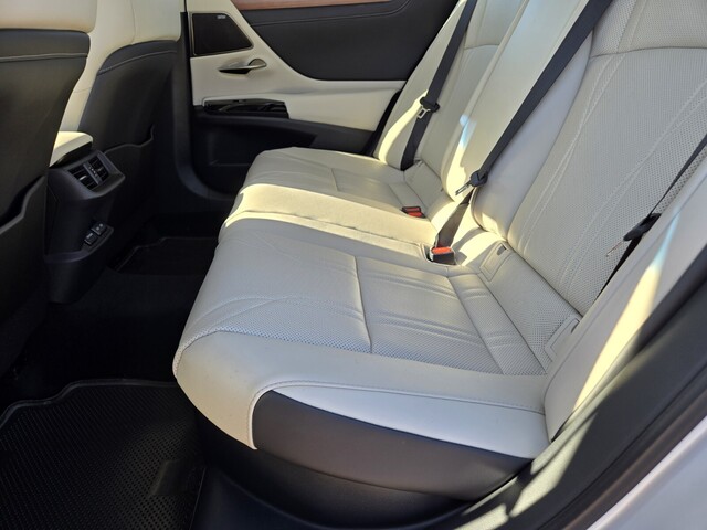 new 2025 Lexus ES car, priced at $56,454