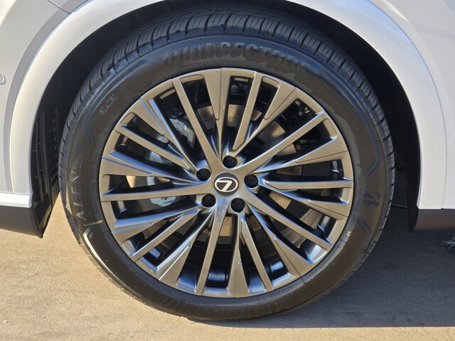 new 2025 Lexus RX car, priced at $68,604