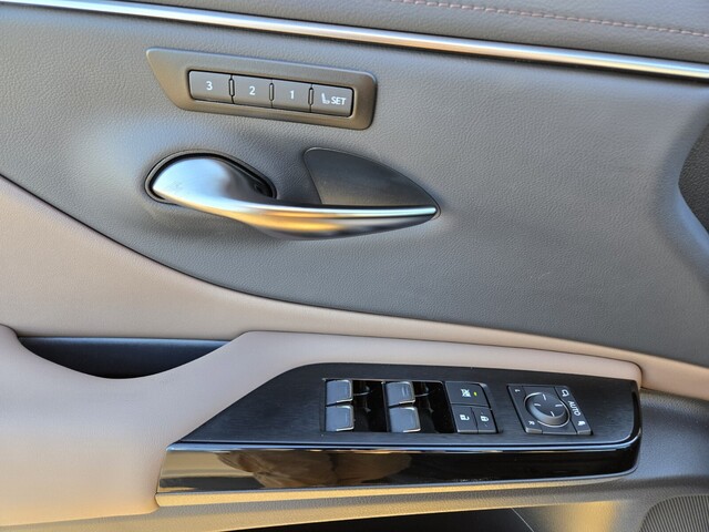 new 2025 Lexus ES car, priced at $50,744
