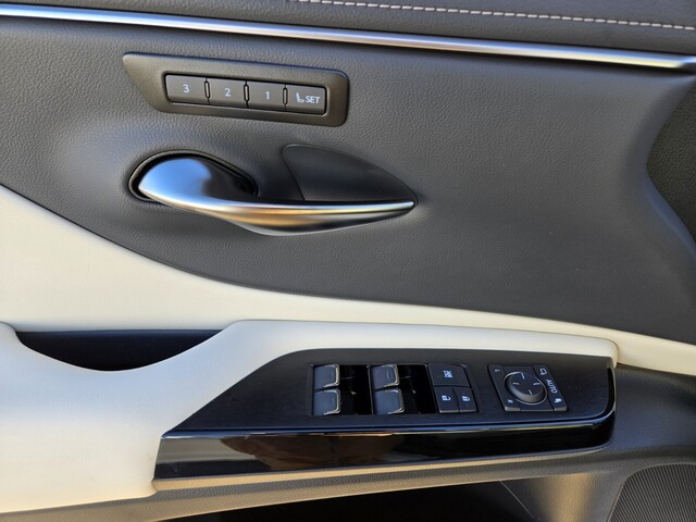 new 2025 Lexus ES car, priced at $49,844