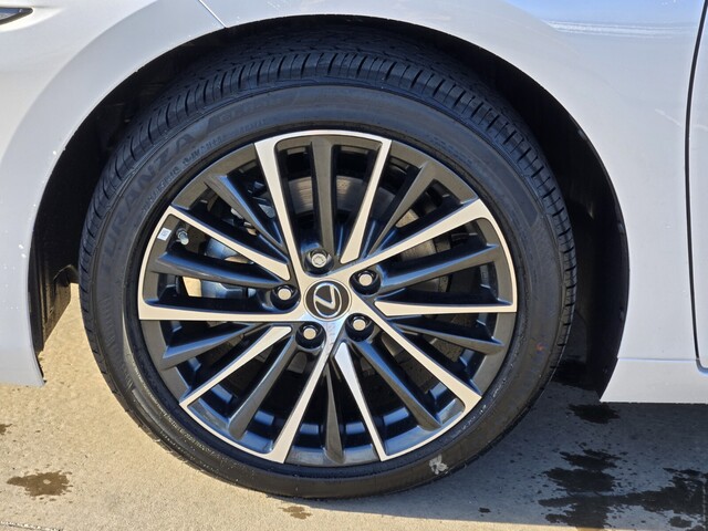 new 2025 Lexus ES car, priced at $49,274