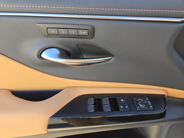new 2025 Lexus ES car, priced at $49,844