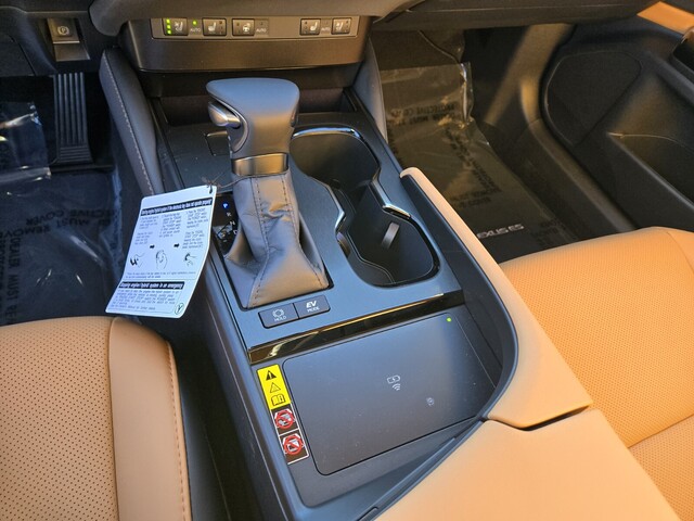 new 2025 Lexus ES car, priced at $50,244