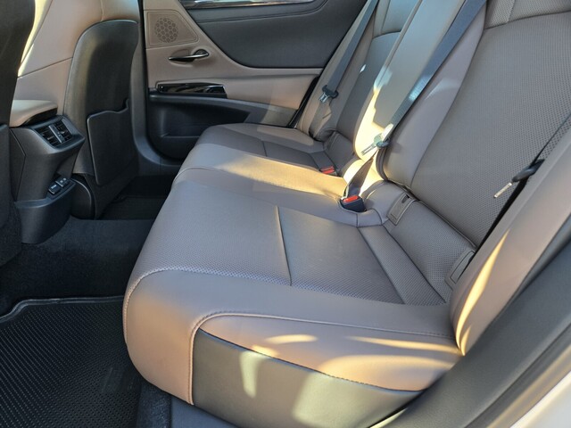 new 2025 Lexus ES car, priced at $44,264