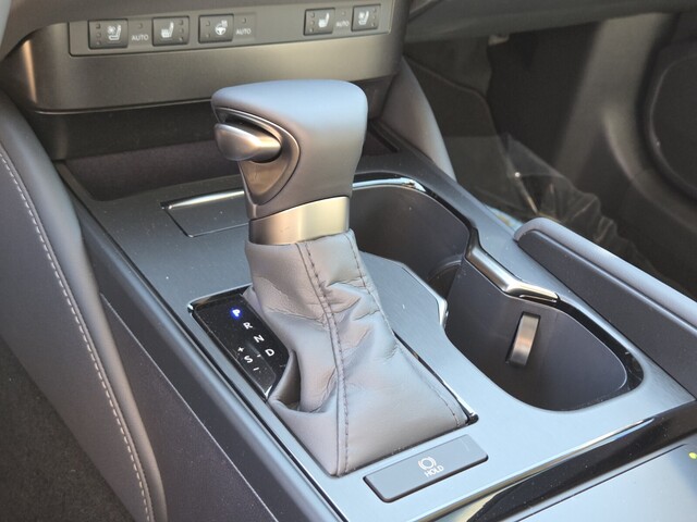 new 2025 Lexus ES car, priced at $47,214