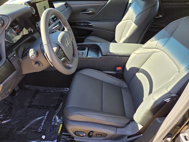 new 2025 Lexus ES car, priced at $47,214