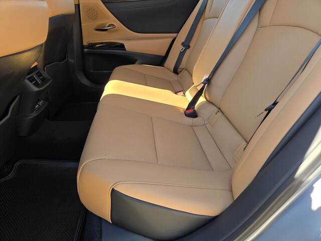 new 2025 Lexus ES car, priced at $44,264