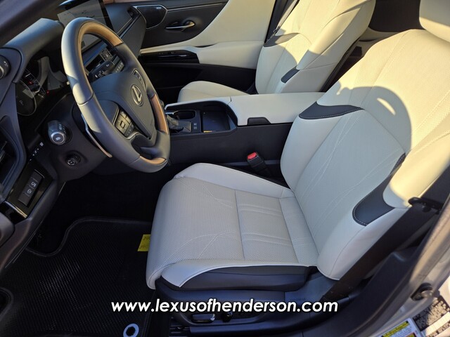 used 2025 Lexus ES car, priced at $52,998