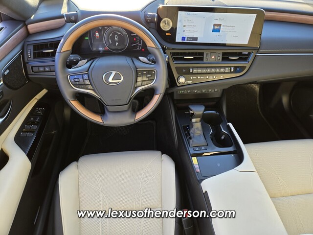 used 2025 Lexus ES car, priced at $52,998