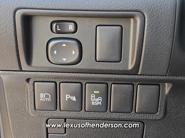 used 2018 Lexus ES car, priced at $28,998