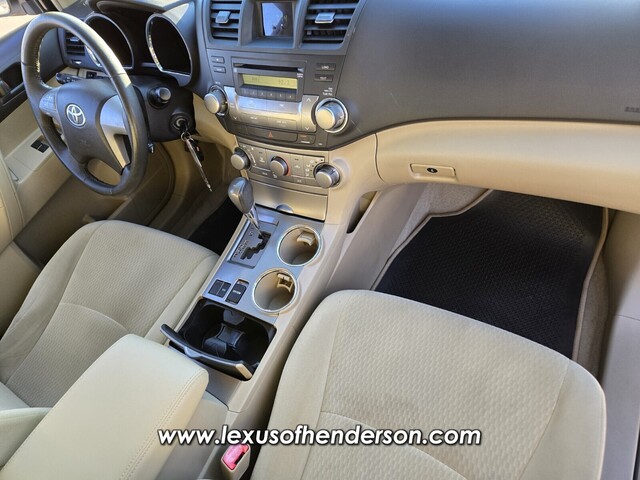 used 2010 Toyota Highlander car, priced at $12,671