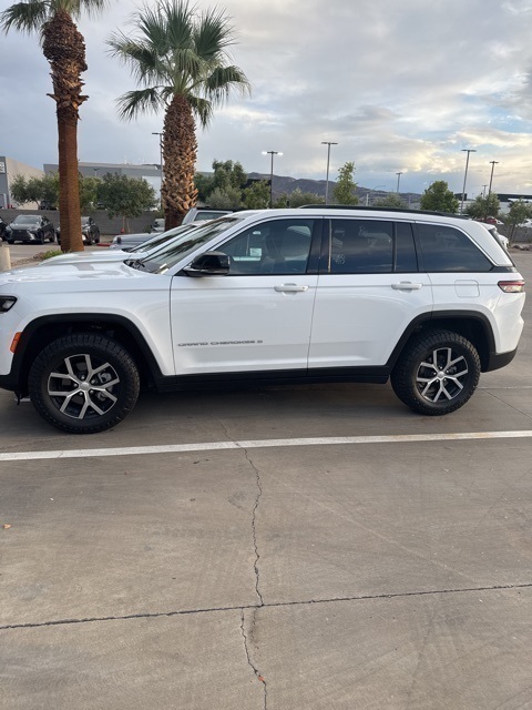 used 2024 Jeep Grand Cherokee car, priced at $36,312