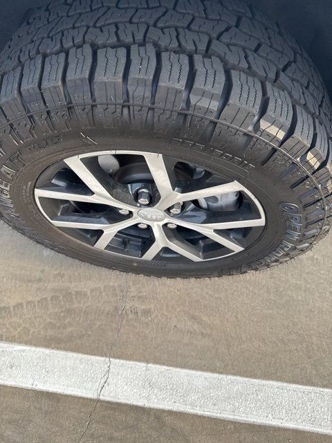 used 2024 Jeep Grand Cherokee car, priced at $36,312
