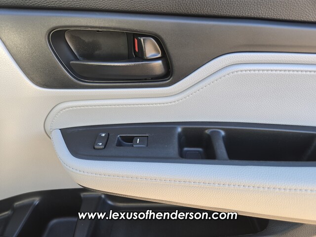 used 2023 Honda Odyssey car, priced at $33,188