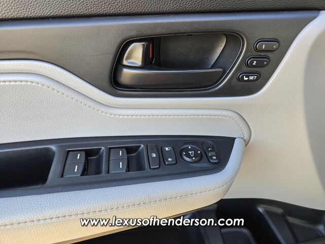 used 2023 Honda Odyssey car, priced at $33,188