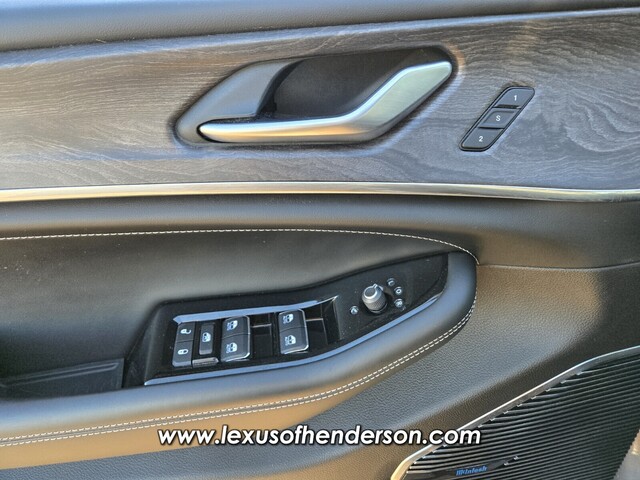 used 2022 Jeep GRAND CHEROKEE L car, priced at $34,888