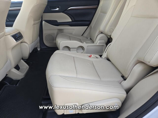 used 2019 Toyota Highlander car, priced at $28,555