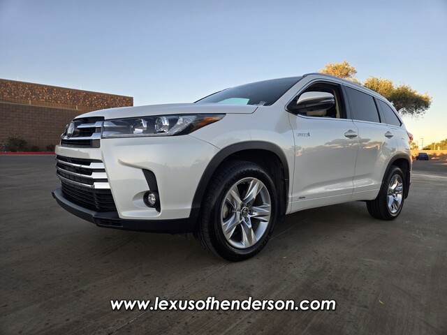used 2019 Toyota Highlander car, priced at $28,555