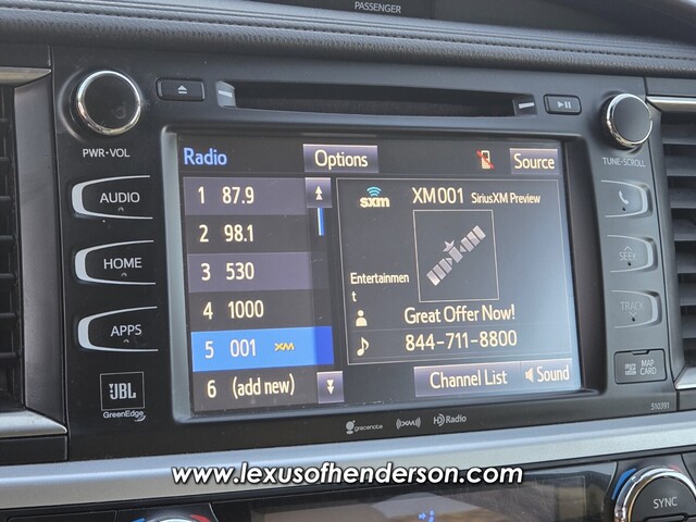 used 2019 Toyota Highlander car, priced at $28,555