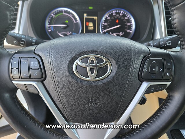 used 2019 Toyota Highlander car, priced at $28,555