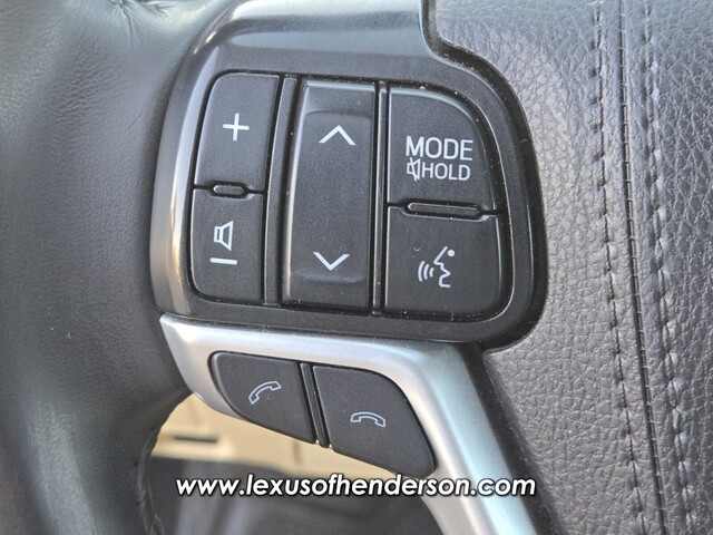 used 2019 Toyota Highlander car, priced at $28,555