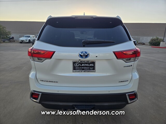 used 2019 Toyota Highlander car, priced at $28,555