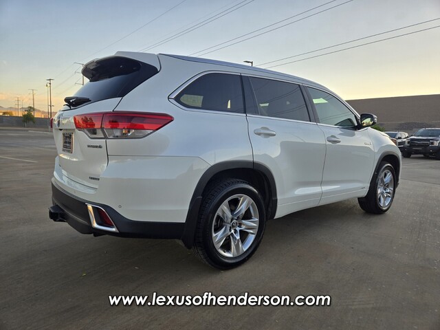 used 2019 Toyota Highlander car, priced at $28,555