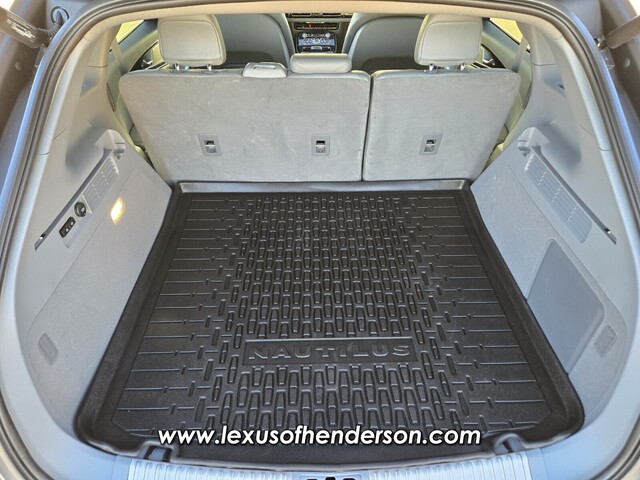 used 2022 Lincoln Nautilus car, priced at $36,388