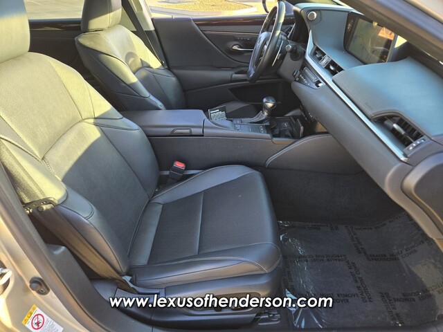 used 2019 Lexus ES car, priced at $29,388