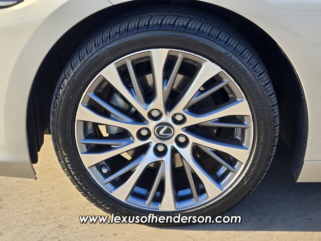 used 2019 Lexus ES car, priced at $29,388