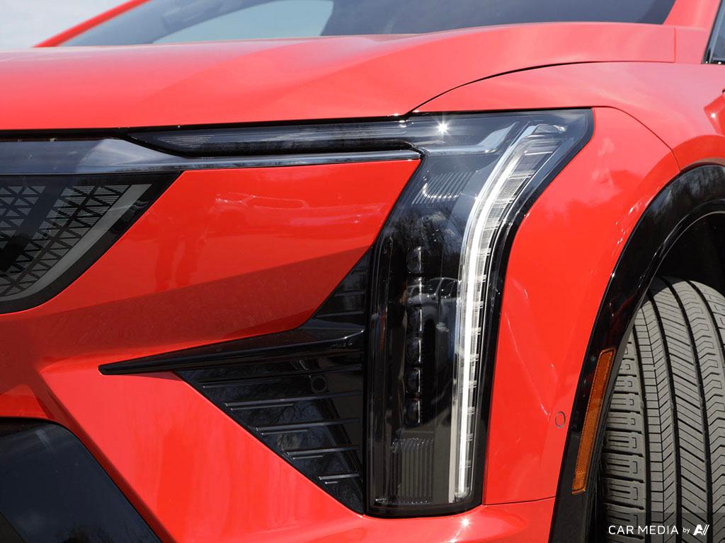 used 2025 Cadillac OPTIQ car, priced at $64,098