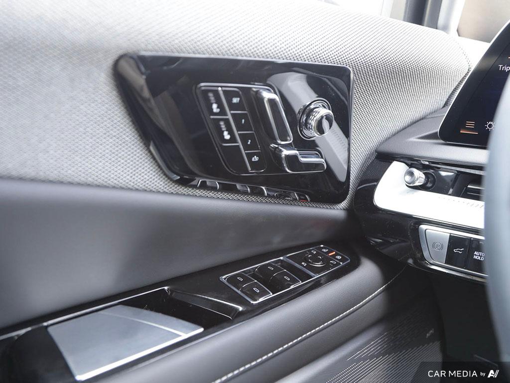 used 2025 Cadillac OPTIQ car, priced at $64,098