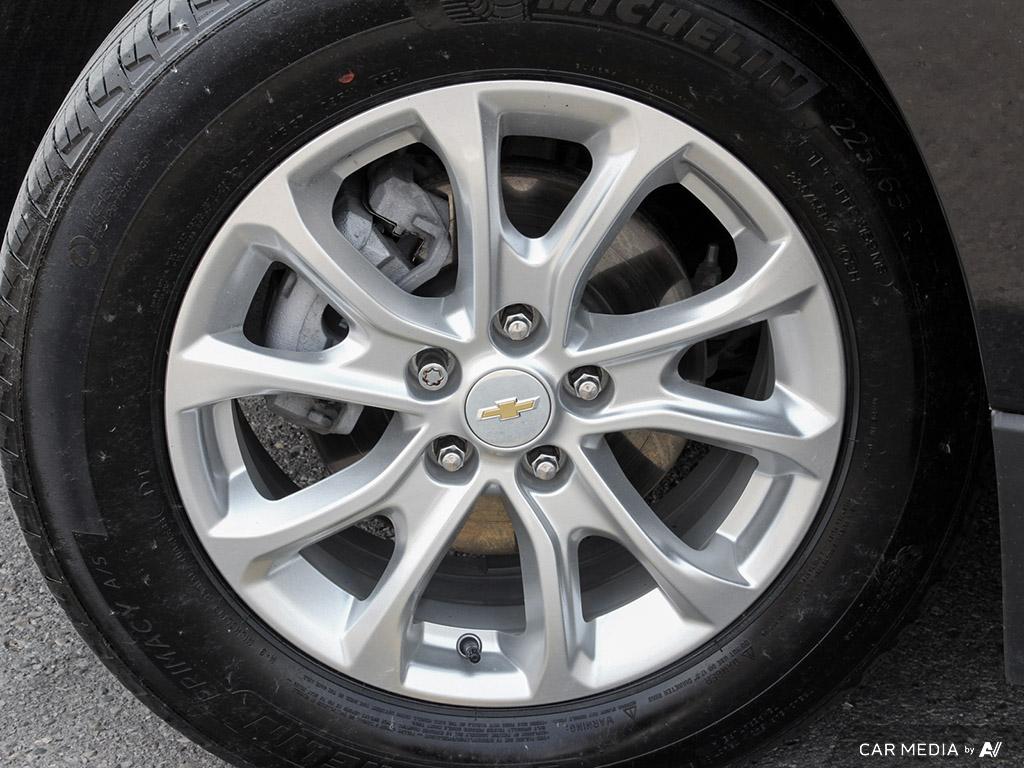 used 2021 Chevrolet Equinox car, priced at $25,134