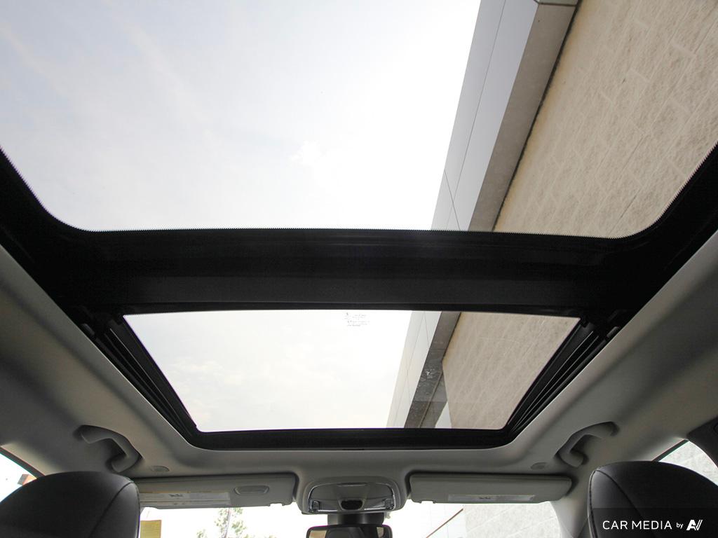 used 2022 Jeep Cherokee car, priced at $27,145