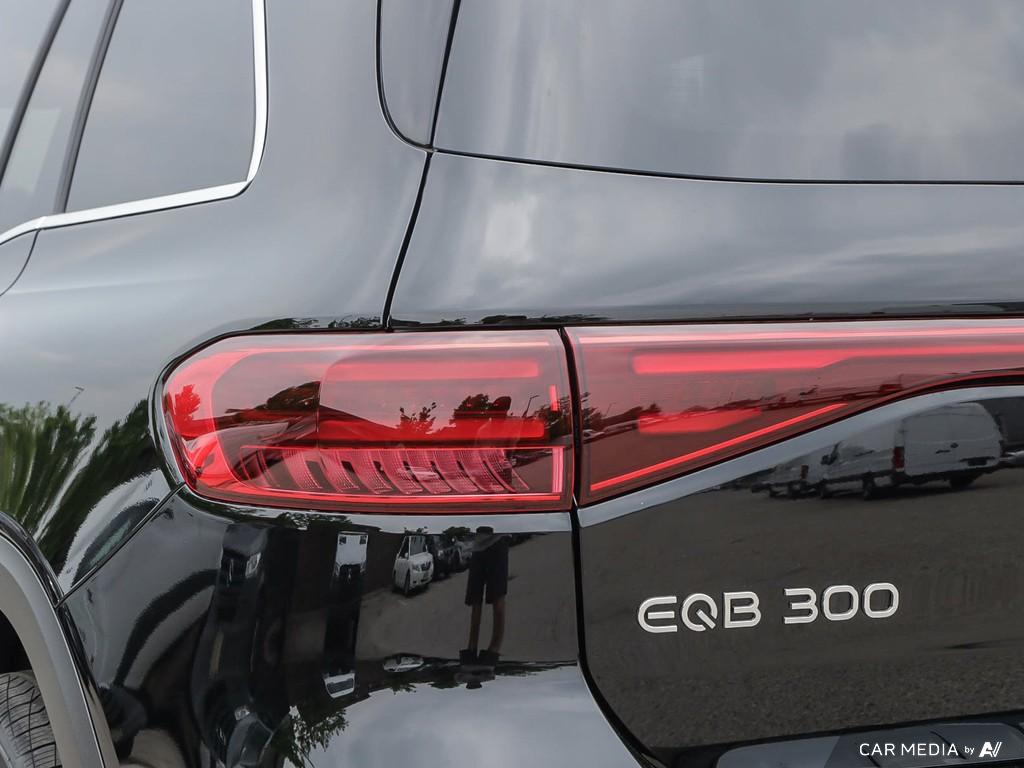 new 2025 Mercedes-Benz EQB 300 car, priced at $77,274