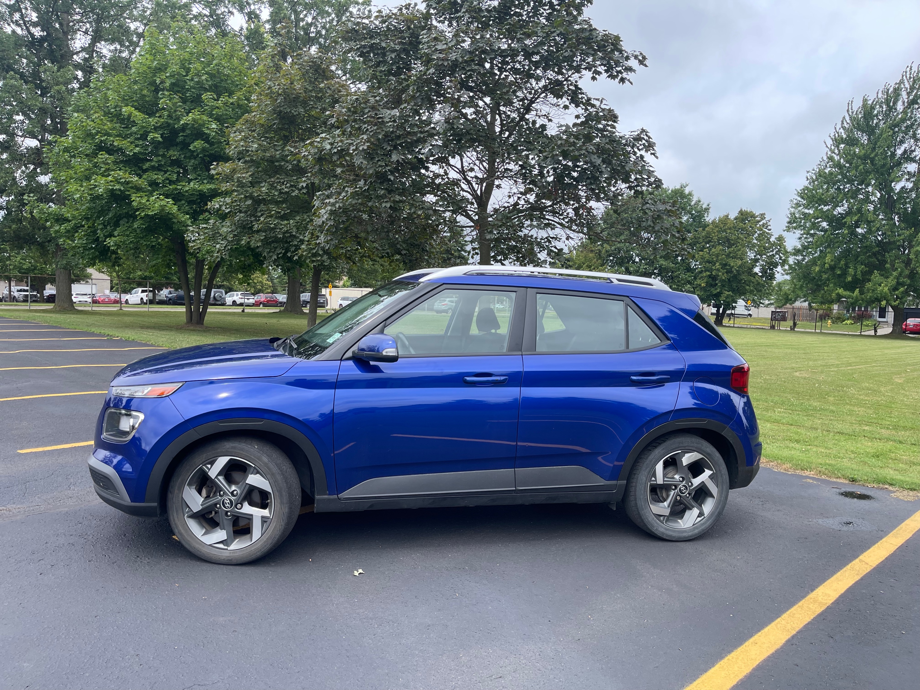 used 2022 Hyundai Venue car