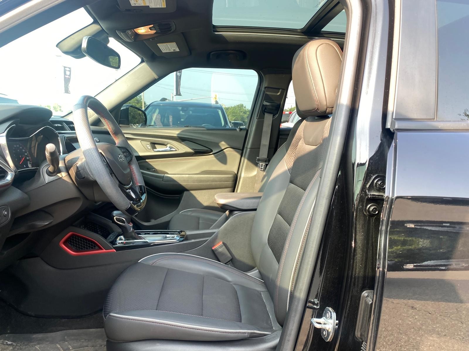 used 2023 Chevrolet TrailBlazer car, priced at $31,126