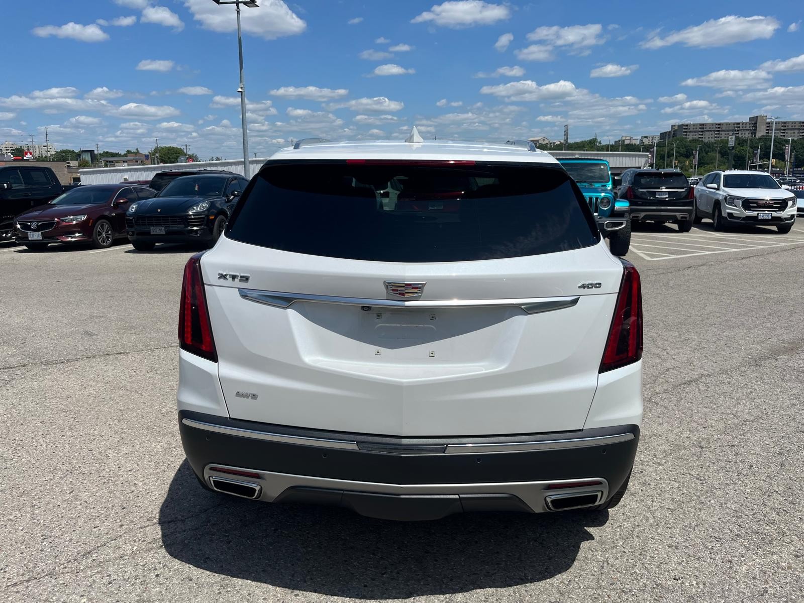 used 2023 Cadillac XT5 car, priced at $45,900