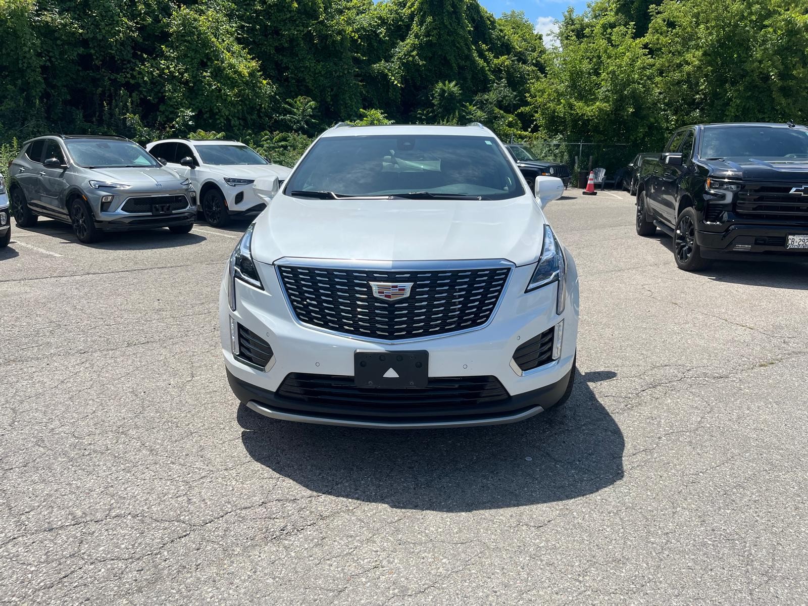 used 2023 Cadillac XT5 car, priced at $45,900