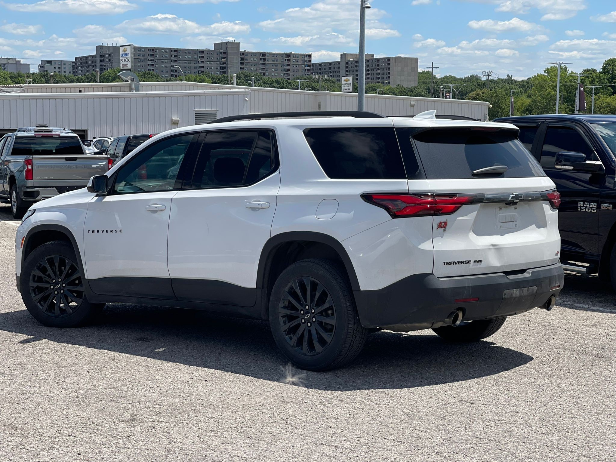 used 2023 Chevrolet Traverse car, priced at $47,968
