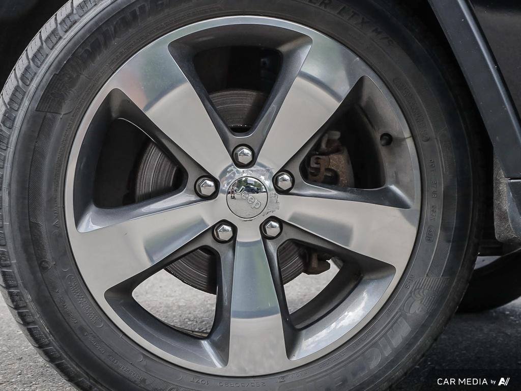 used 2015 Jeep Grand Cherokee car, priced at $11,998